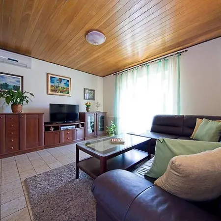 Luxury Ljilja Near The Beach