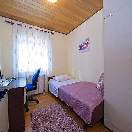 Luxury Ljilja Near The Beach *