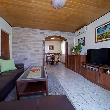 Luxury Ljilja Near The Beach Appartement